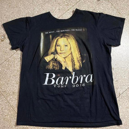 Barbara Streisand Preowned Large T-shirt
