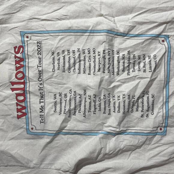 Wallows preowned Medium Band T-shirt