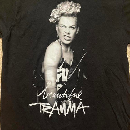 Pink Preowned Large T-shirt