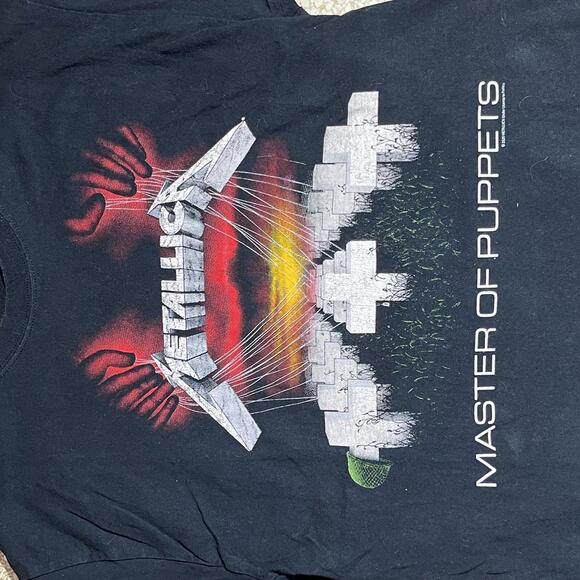 Metallica Preowned Large Band T-shirt