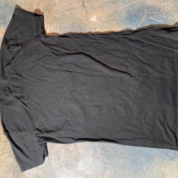 The Cure Preowned women’s Large T-shirt