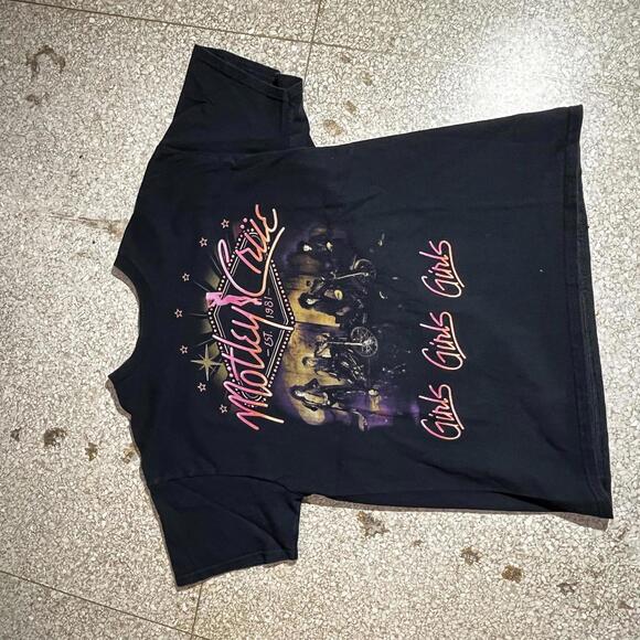 Motley Crue Preowned Large Band T-shirt
