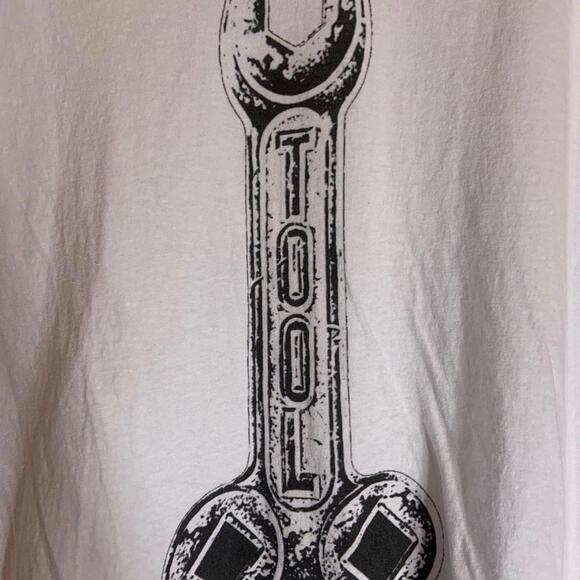 Tool 2XLarge white graphic preowned T-shirt