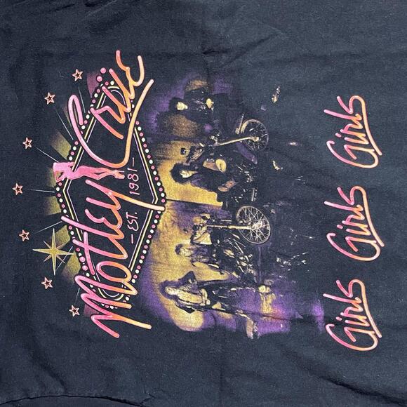 Motley Crue Preowned Large Band T-shirt