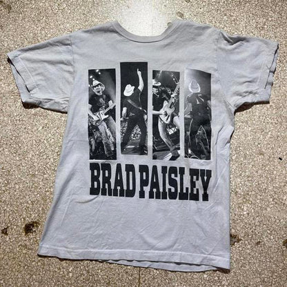 Brad Paisley Medium Graphic Preowned T-shirt