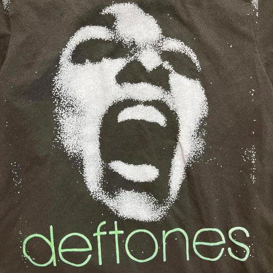 deftones 10/12 Kids PreOwned Large Band Tshirt
