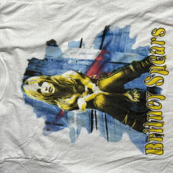 Britney Spears Preowned Medium Band T-shirt