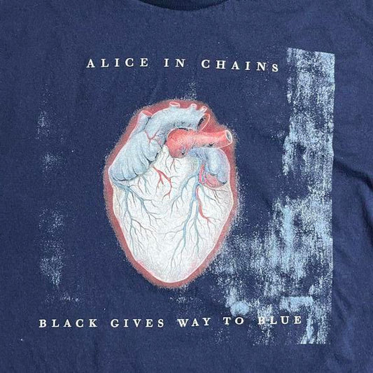 Alice In Chains Preowned Large Band T-shirt