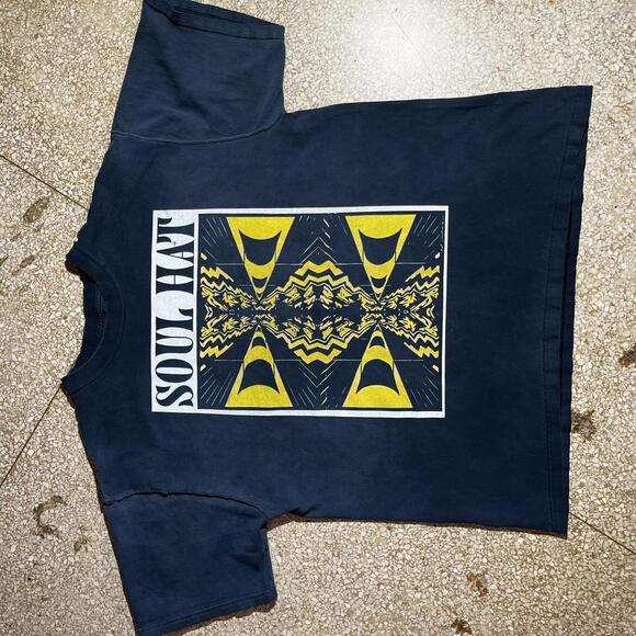 Soul Hat Preowned Large Band T-shirt