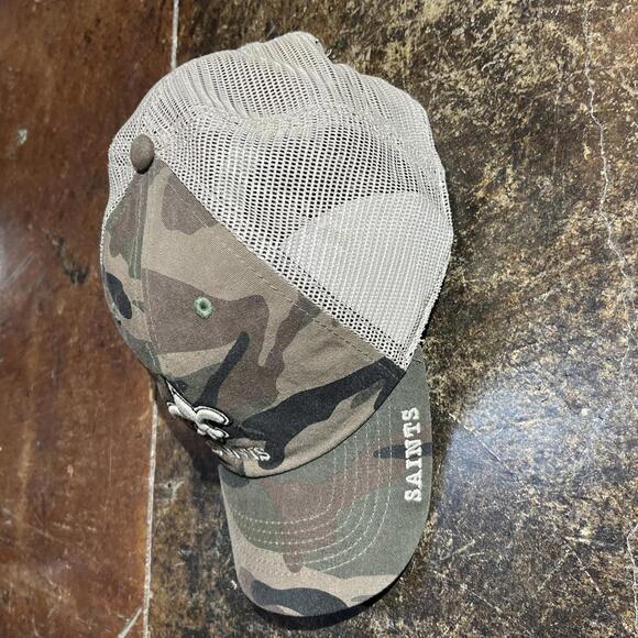 Vintage camo saints hat