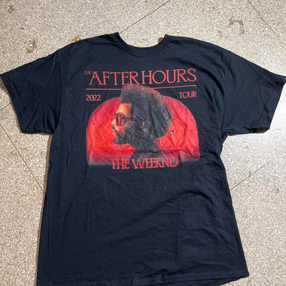 Weekend PreOwned XL band tshirt