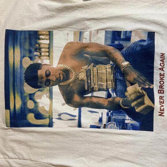 Young Boy preowned Medium Band T-shirt