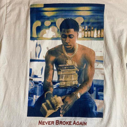 Young Boy preowned Medium Band T-shirt