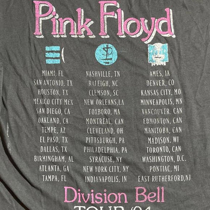 Pink Floyd Small PreOwned Graphic T-Shirt