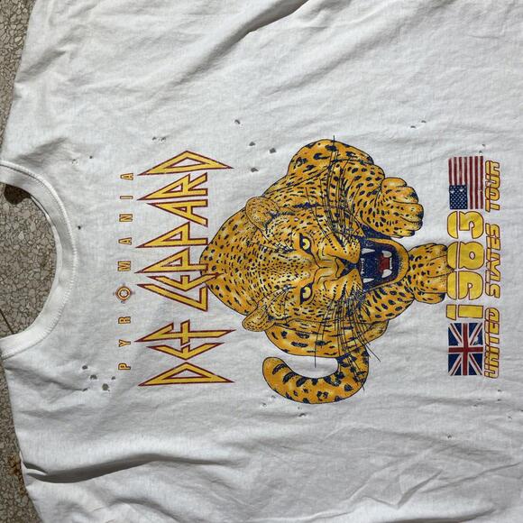 Def Leppard PreOwned XL band tshirt