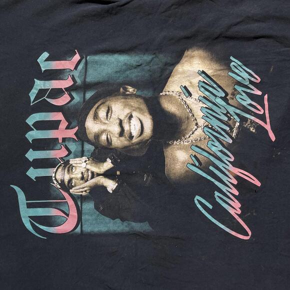 Tupac PreOwned XL band tshirt