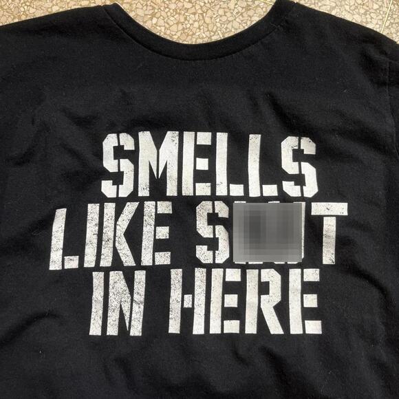 Smells like sl** Preowned Large T-shirt