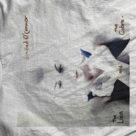 Sinead O’Connor Preowned Medium Band T-shirt