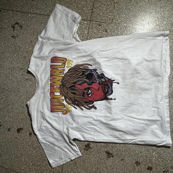 Juice World Preowned Large Band T-shirt