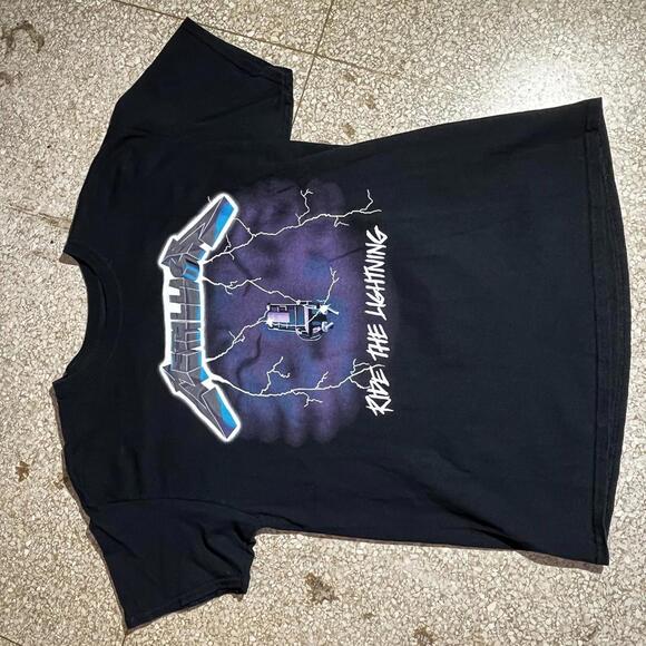 Metallica  Preowned Large Band T-shirt
