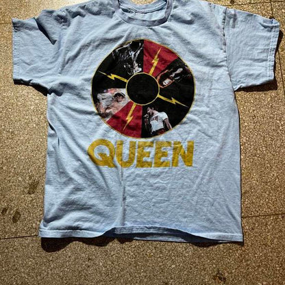 Queen preowned Large Band T-shirt