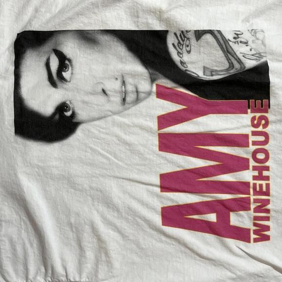Amy Winehouse preowned Large Band T-shirt