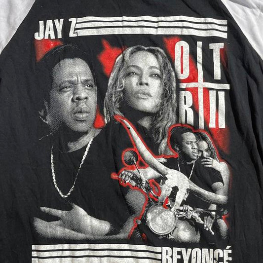 On The Run 2 preowned Medium Band T-shirt