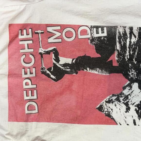 Depeche Mode PreOwned Small Band TShirt