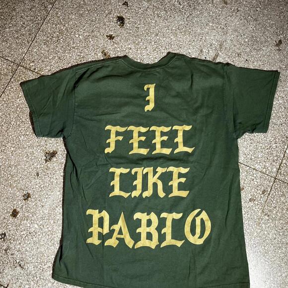 Kanye West Preowned Large Band T-shirt