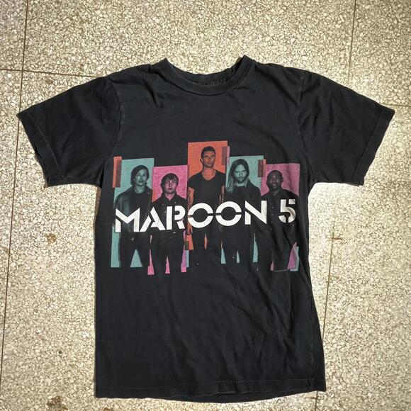 Maroon 5 PreOwned Small Band TShirt