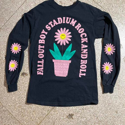 Fall Out Boy Small PreOwned Graphic T-Shirt