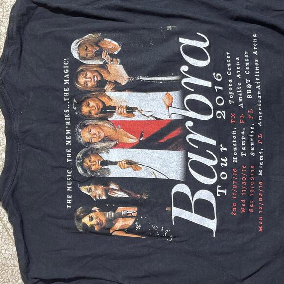 Barbara Streisand Preowned Large T-shirt