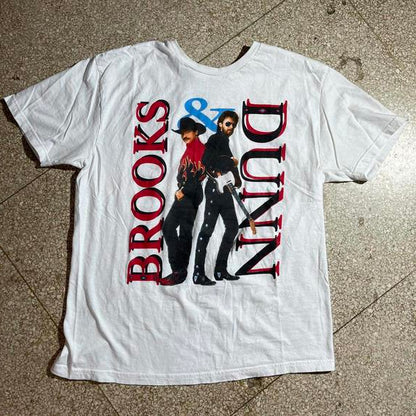 Brooks & Dunn Preowned Large T-shirt