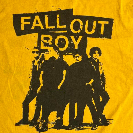 Fall Out Boy Preowned Large Band T-shirt