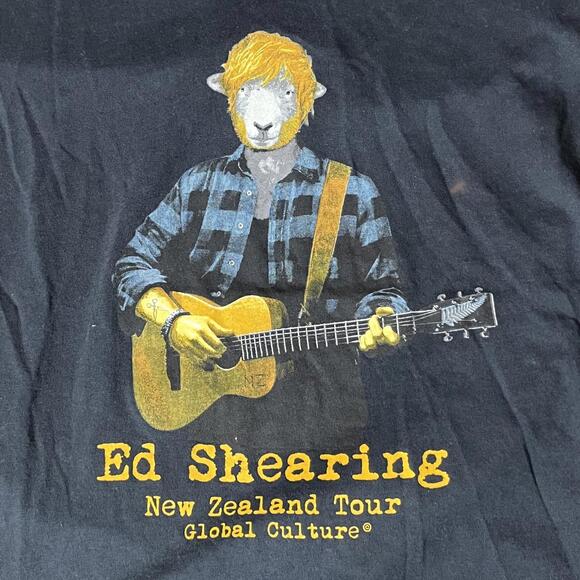 Ed Sheeran Preowned Medium Band T-shirt