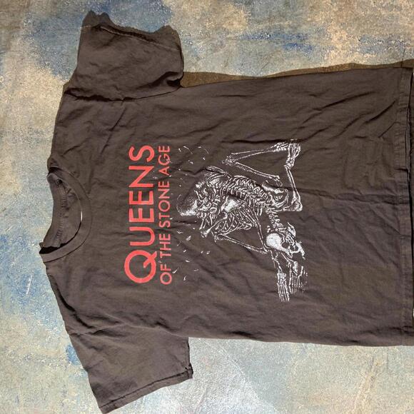 Qotsa Preowned Large T-shirt