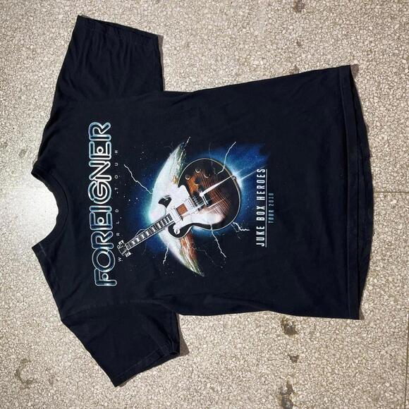 Foreigner PreOwned Small Band TShirt