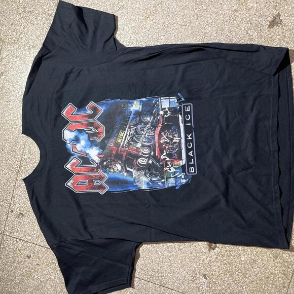 ACDC PreOwned 2XL Band tshirt