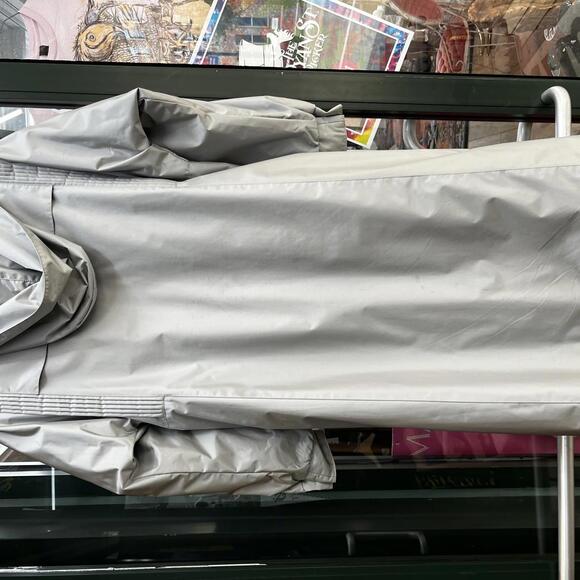 FleetStreet Long Silver Coat size 10