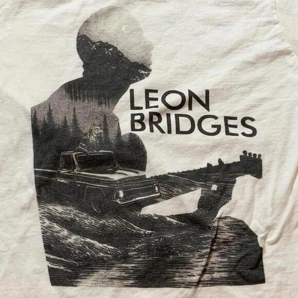 Leon Bridges PreOwned Small Band TShirt