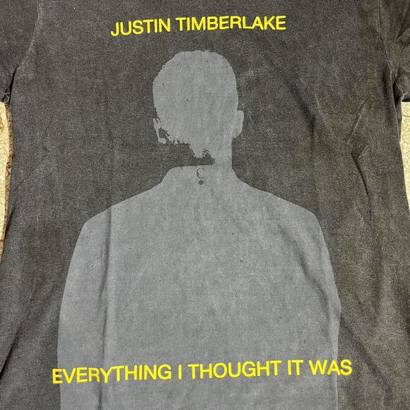 Justin Timberlake  Preowned Large Band T-shirt
