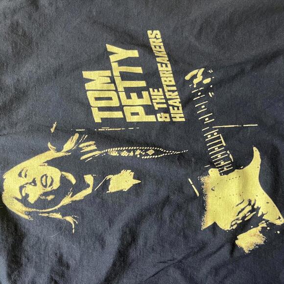 Tom Petty & The Heartbreakers preowned Medium Band T-shirt