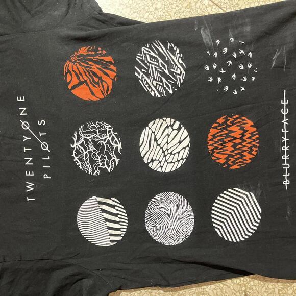 Twenty One Pilots preowned Medium Band T-shirt
