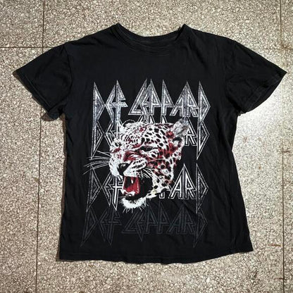 Def Leppard Small Band T-shirt