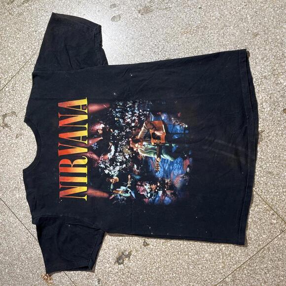 Nirvana Small PreOwned Graphic T-Shirt