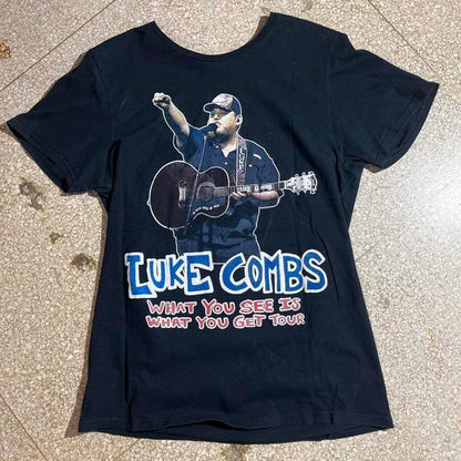 Luke Combs preowned Medium Band T-shirt