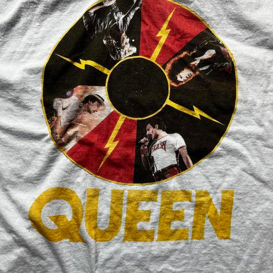 Queen preowned Large Band T-shirt