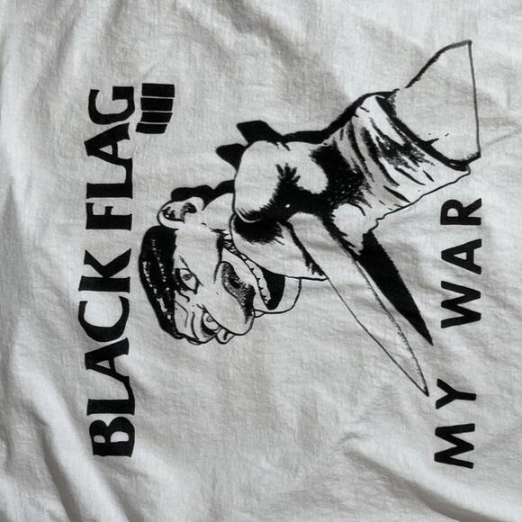 Black Flag preowned Large Band T-shirt