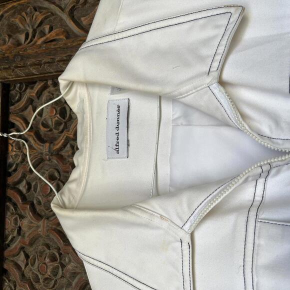 Vintage white Alfred Dunner jacket preowned Large