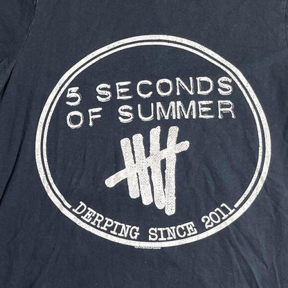 5 seconds of summer Small PreOwned Graphic T-Shirt